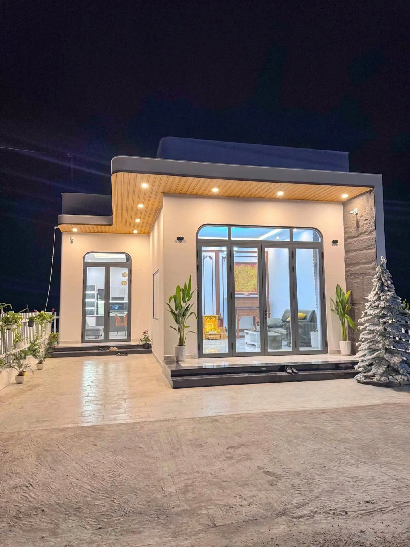 Bán nhà cấp 4 sân vườn 3PN, 110m2 gần khu du lịch Bửu Long, Biên Hòa - Ảnh 1