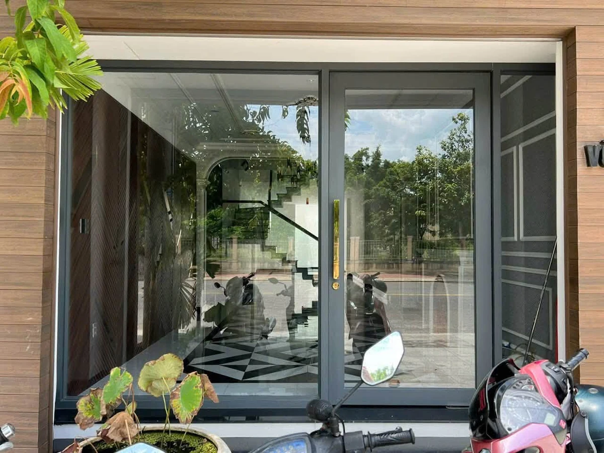 Bán nhà mặt tiền Võ Văn Kiệt 350m2, 3 phòng ngủ, Phú Thủy - Ảnh 1
