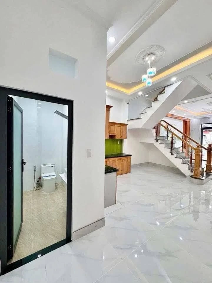Bán nhà lầu 3PN 81m2 Phường Biên Hòa, Biên Hòa 4.3 tỷ - Ảnh thu nhỏ 3