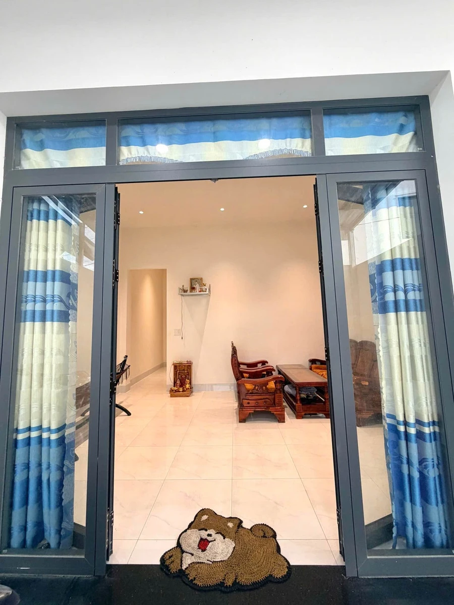 Bán nhà 2 phòng ngủ 110m² gần chợ Tân Trụ, Long An - Ảnh thu nhỏ 2