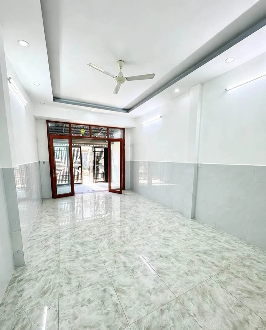 Bán nhà mặt tiền 4x20m 2 tầng Phùng Tá Chu Bình Tân 6 tỷ - Ảnh thu nhỏ 3