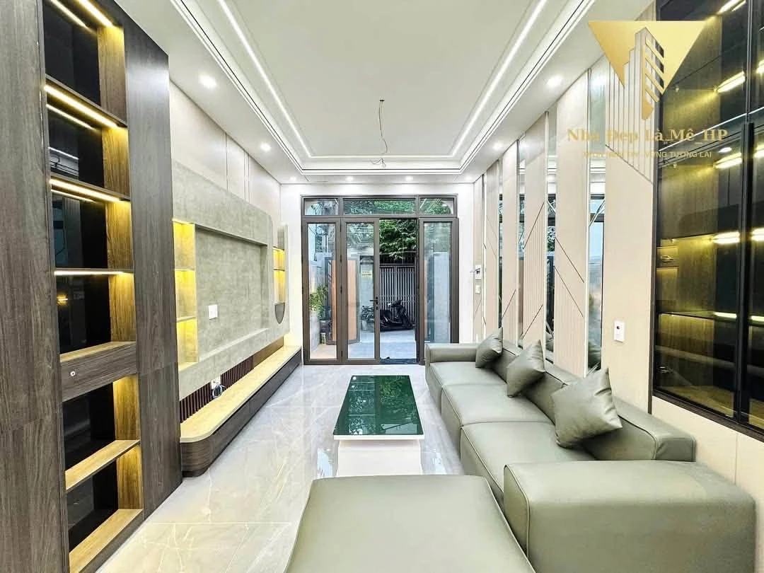 Bán nhà phố 68m² 4 tầng 6.5 tỷ Tô Hiệu Thủ Đức - Ảnh thu nhỏ 2