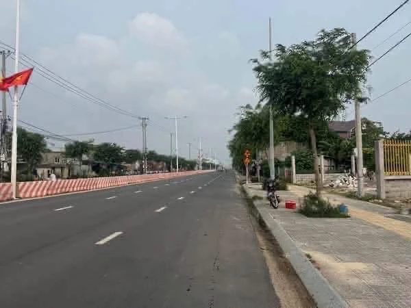 Bán đất mặt tiền ven biển 150m² gần cầu Cửa Lấp Phước 4,45 tỷ