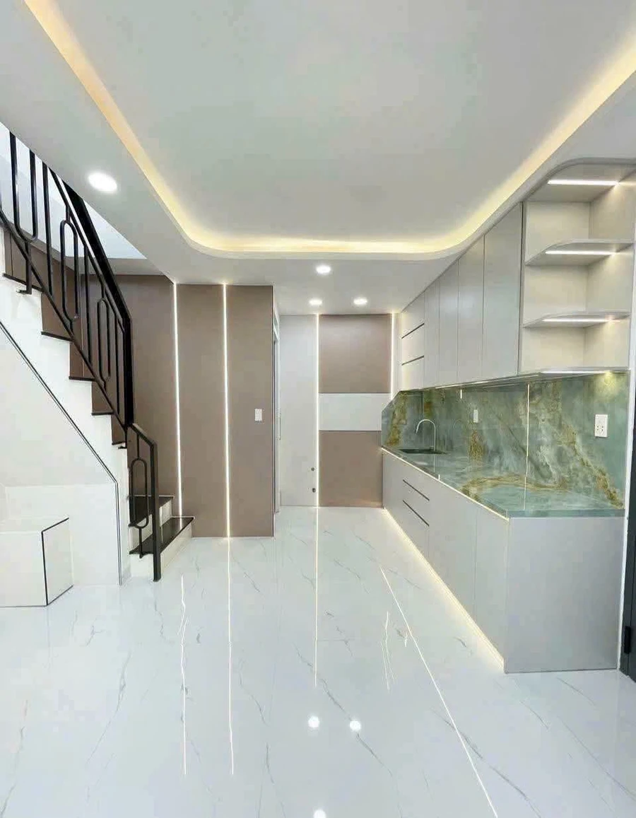 Bán nhà 5 phòng, 4 WC, 41m² gần Parc Mall, Quận 8 - Ảnh thu nhỏ 3