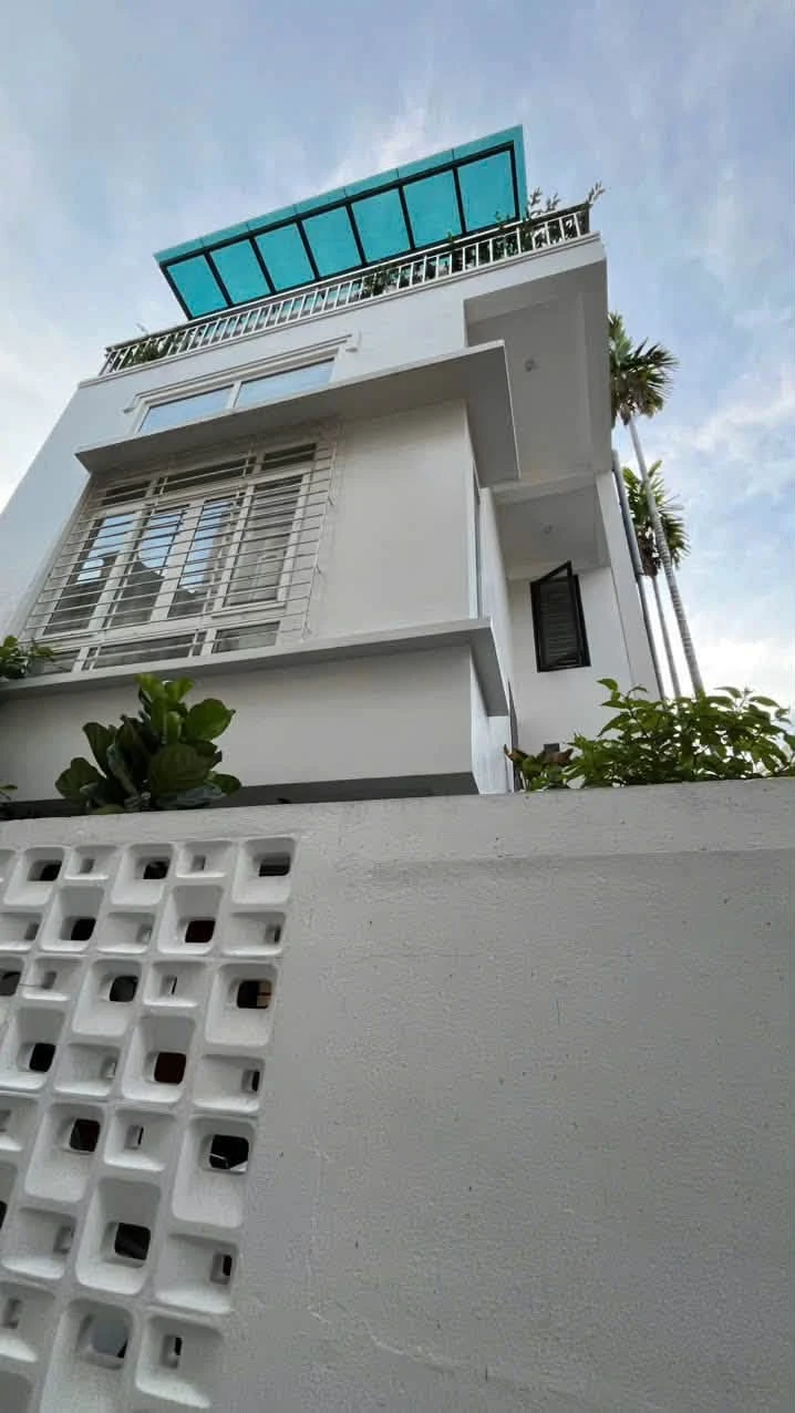 Bán nhà 3 tầng 69m² mặt tiền Văn Cao, Bình Tân - Ảnh 1