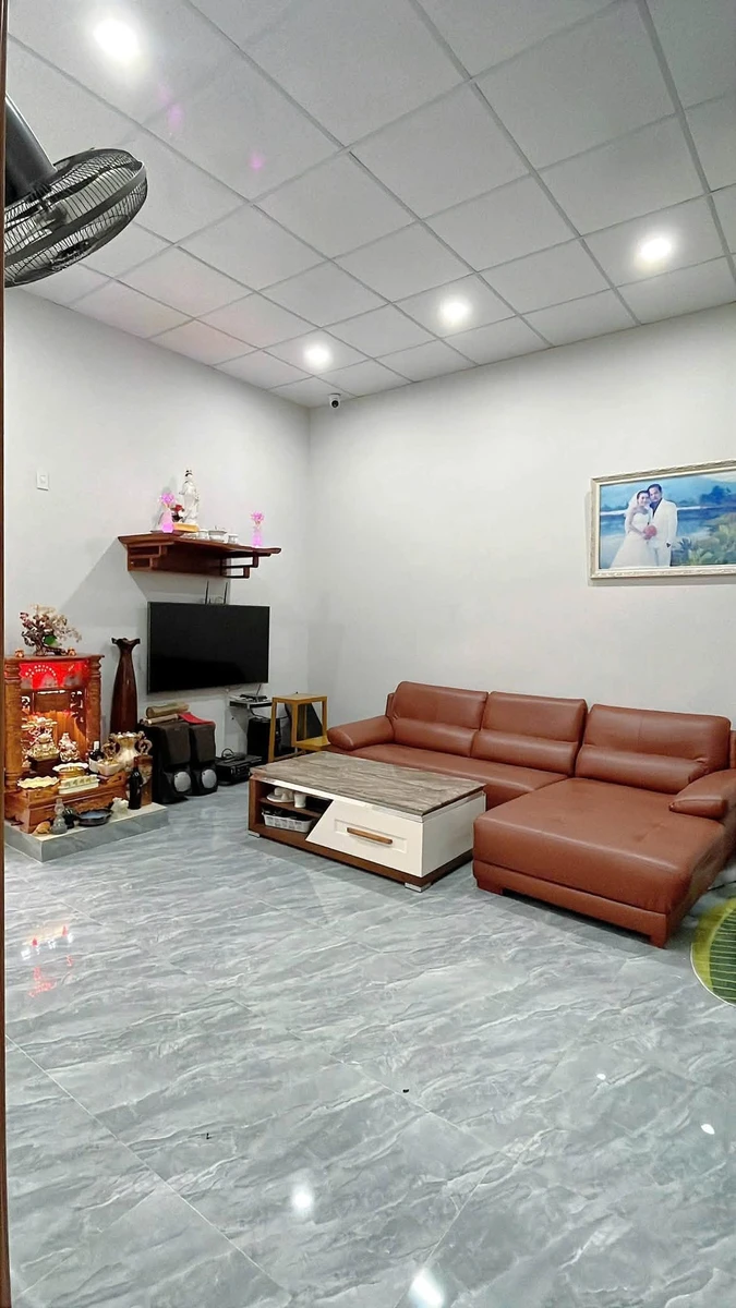Bán nhà mặt tiền Phong Châu 211.5m² 3PN, giá 10.95 tỷ - Ảnh thu nhỏ 2