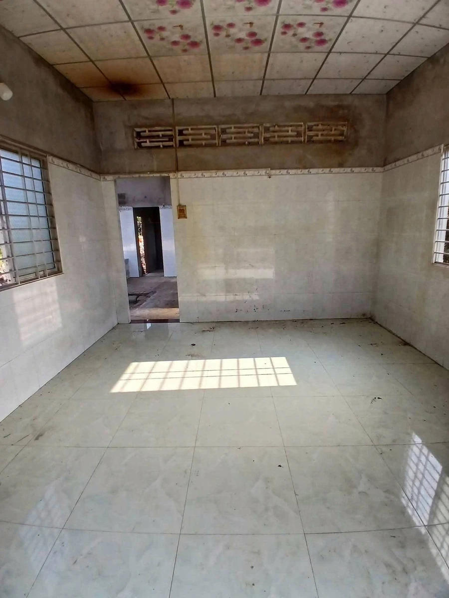 Bán nhà và đất mặt tiền 740 m2 Giồng Trôm, Bến Tre - Ảnh thu nhỏ 4