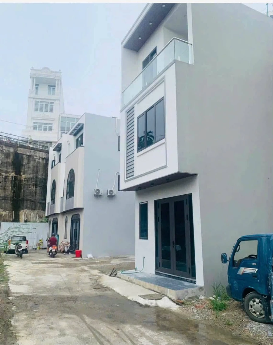 Bán nhà 3 phòng ngủ 46,2m² Hà Tu 2 tỷ - Ảnh 1