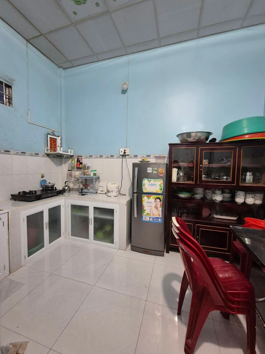 Bán nhà cấp 4 diện tích 4x14,3m giá 880 triệu gần cafe Gocgo, Phường 2, Bạc Liêu - Ảnh thu nhỏ 4