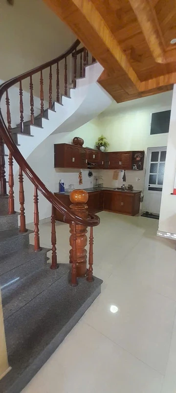 Bán nhà mới xây 3 phòng ngủ 90m² Tam Hiệp 233m2