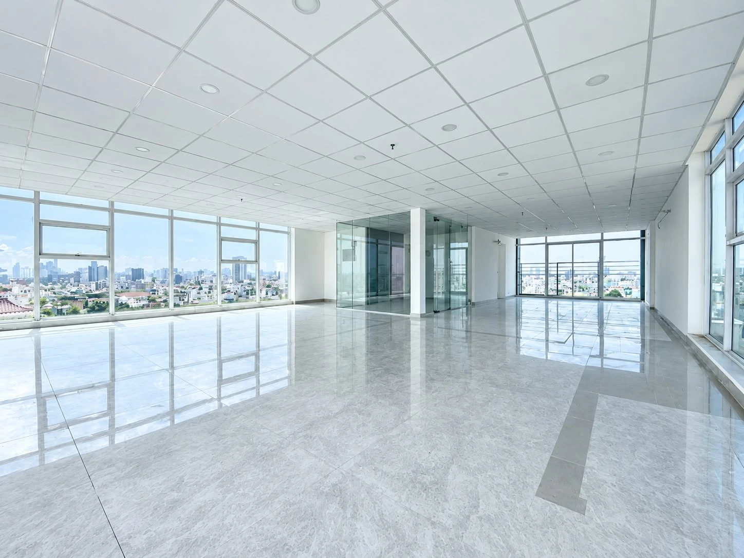 Cho thuê văn phòng mặt tiền Ung Văn Khiêm, Bình Thạnh, 88m², 25tr/tháng - Ảnh 1