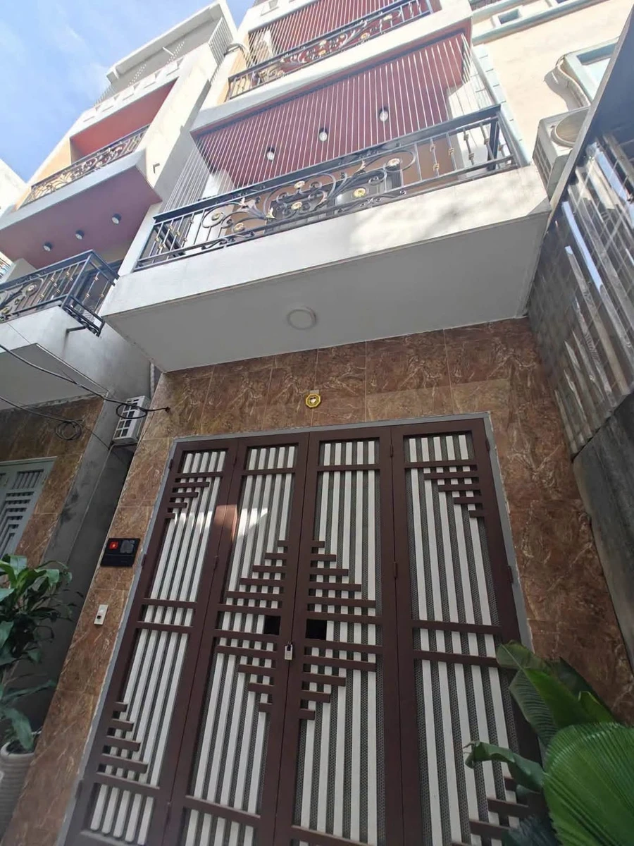 Bán nhà phố 4PN 42m² 5 tầng, Ngọc Hồi Bình Chánh - Ảnh 1