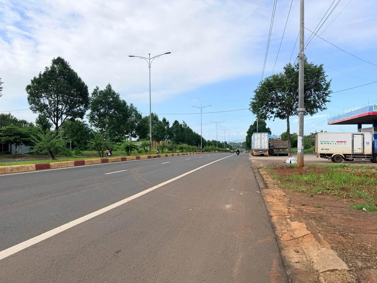 Bán đất hẻm Vành Đai 5x18m giá 379 triệu, Phường Ea Tam, Đắk Lắk - Ảnh 1