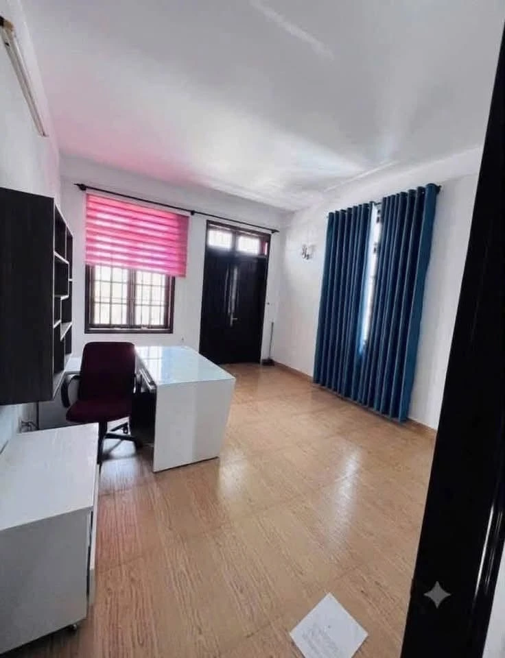 Bán nhà 1 trệt 2 lầu 90m2 Lê Phụng Hiểu, Vũng Tàu, 9 tỷ - Ảnh thu nhỏ 3