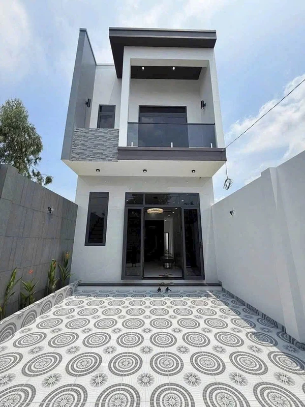 Bán nhà 4 tầng mặt tiền 61.2m² Ngô Đức Kế Nha Trang 3ty300