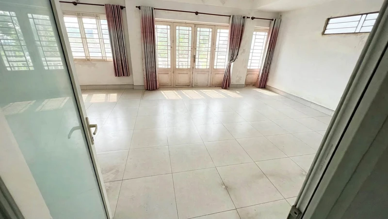 Cho thuê nhà nguyên căn mặt tiền 400m2, 3PN, Q12 - 25 triệu/tháng