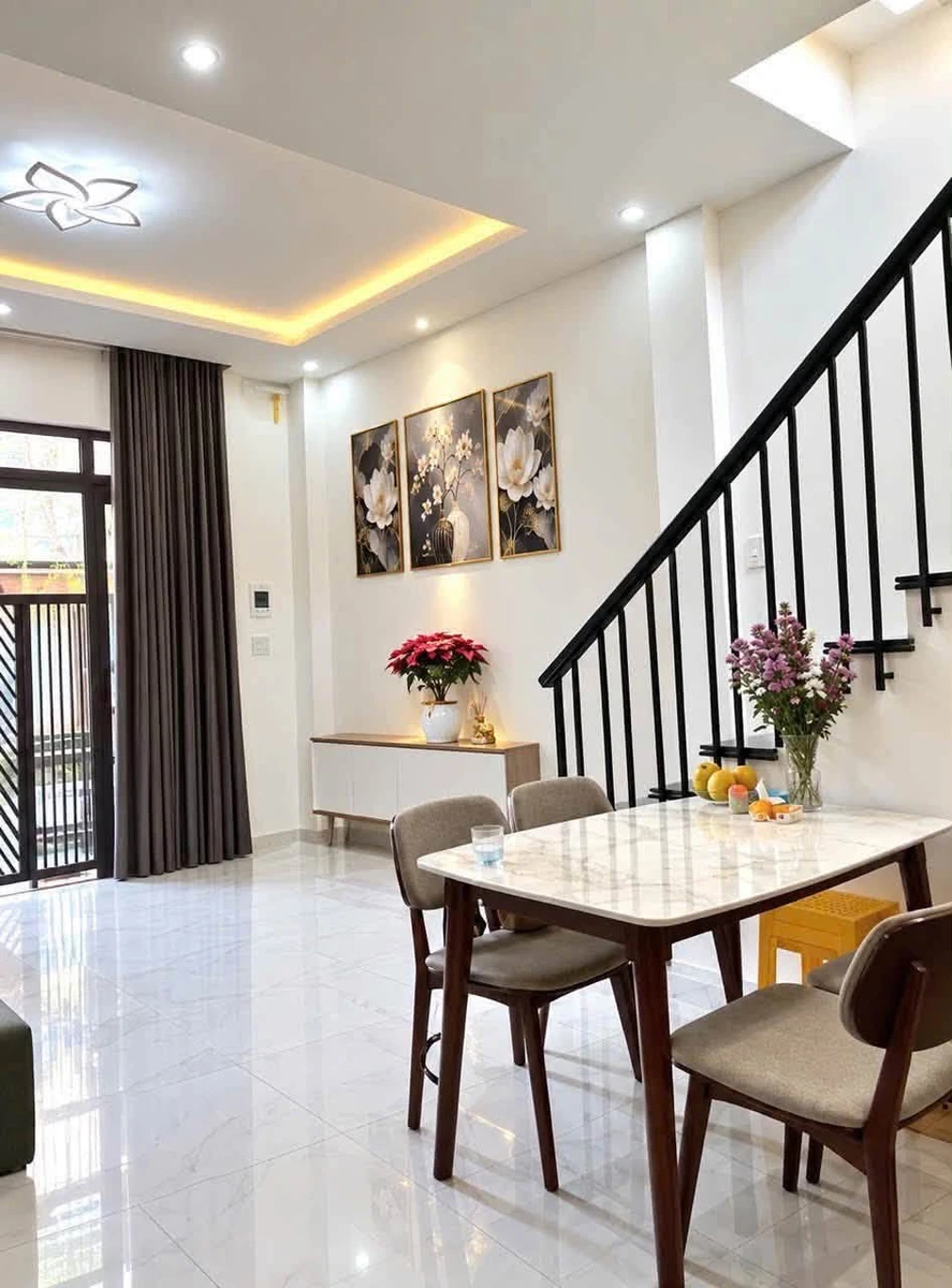 Bán nhà 2 tầng 80m² Phan Chu Trinh, Huế - Ảnh thu nhỏ 3