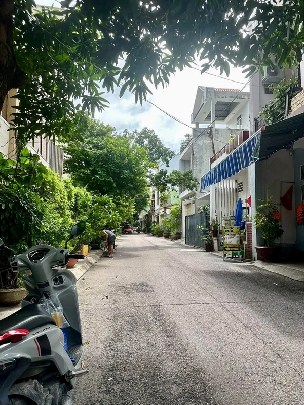 Bán nhà mặt tiền Nguyễn Thái Học, Quy Nhơn, 100m²
