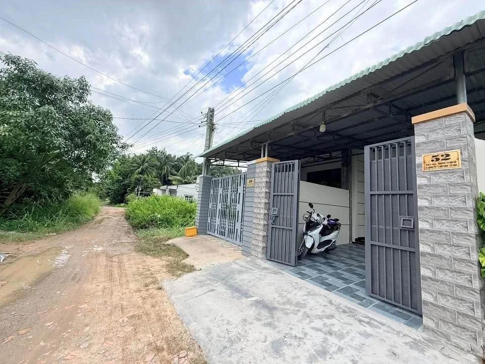 Bán nhà 2PN 104m² hẻm Trần Phú, Long Hoa, Tây Ninh - Ảnh 1