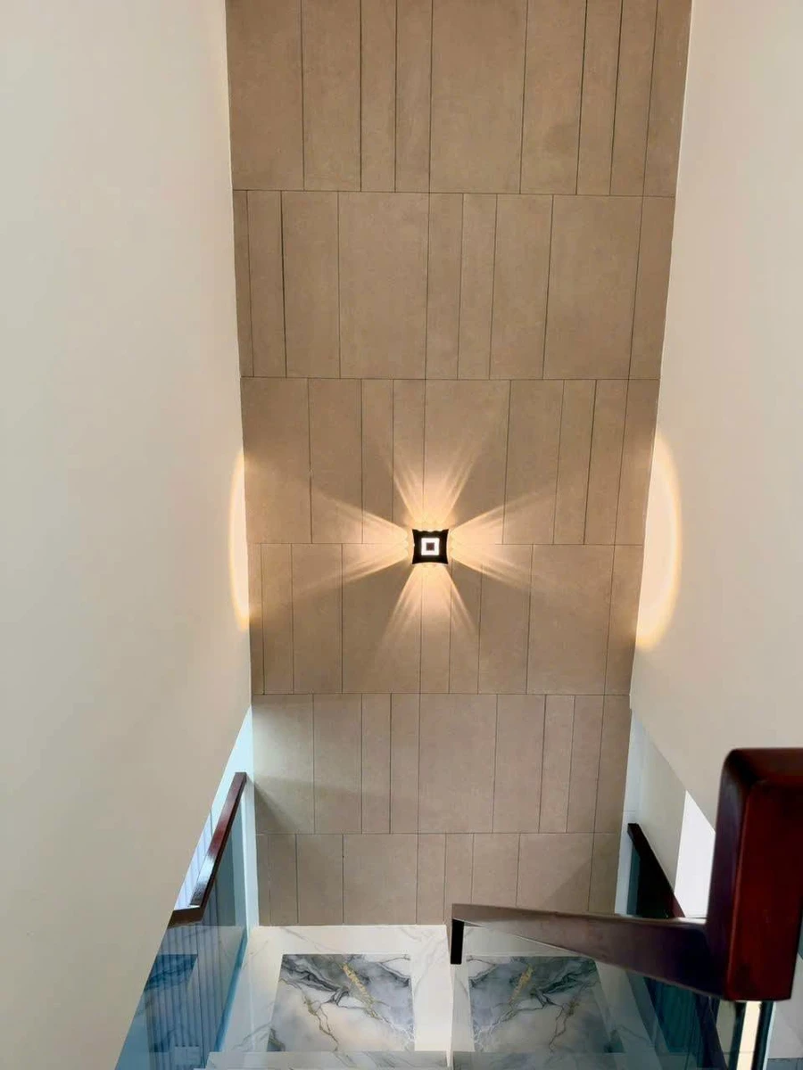 Bán nhà 1 trệt 1 lầu 100m2 trung tâm Long Điền - Ảnh thu nhỏ 5
