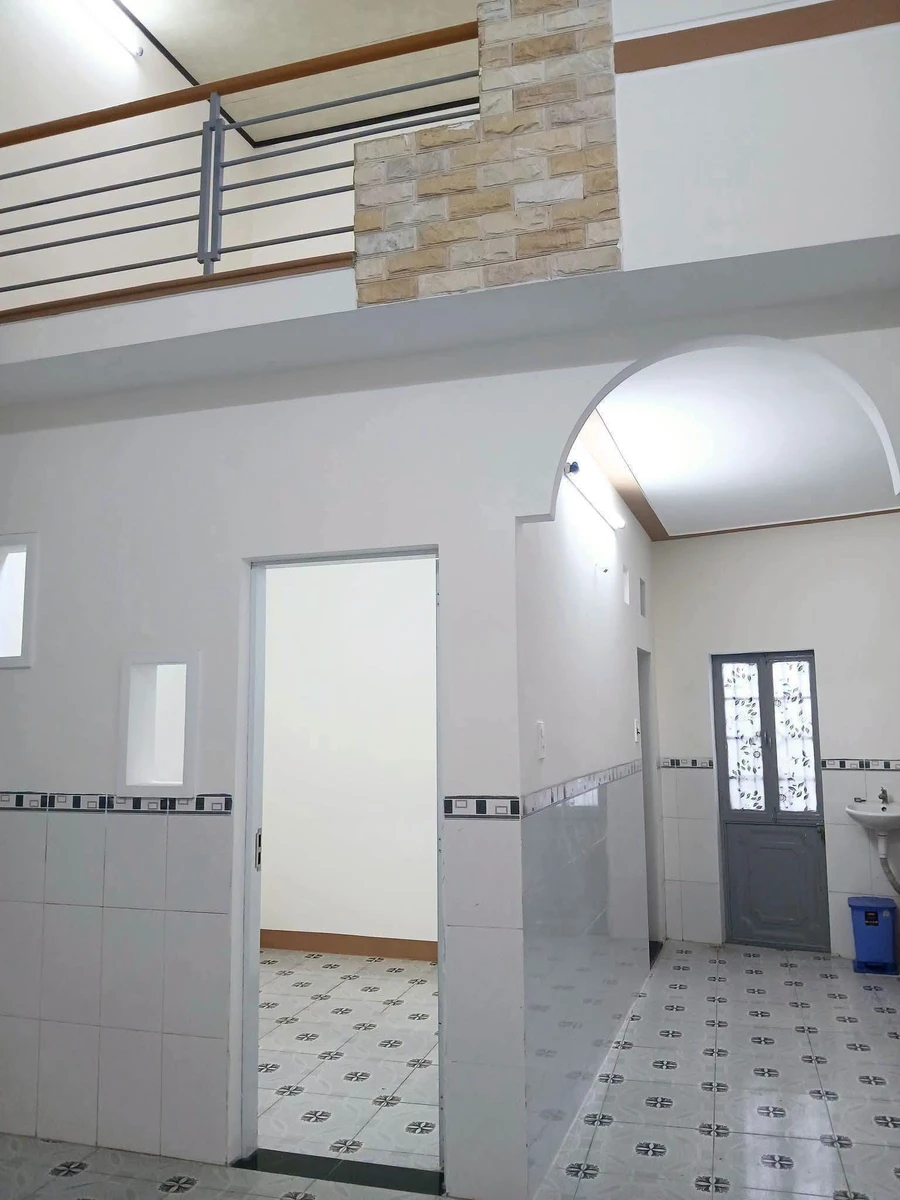 Bán nhà 2 mặt hẻm Hoàng Hoa Thám Quy Nhơn 40m² 2,1 tỷ - Ảnh 1