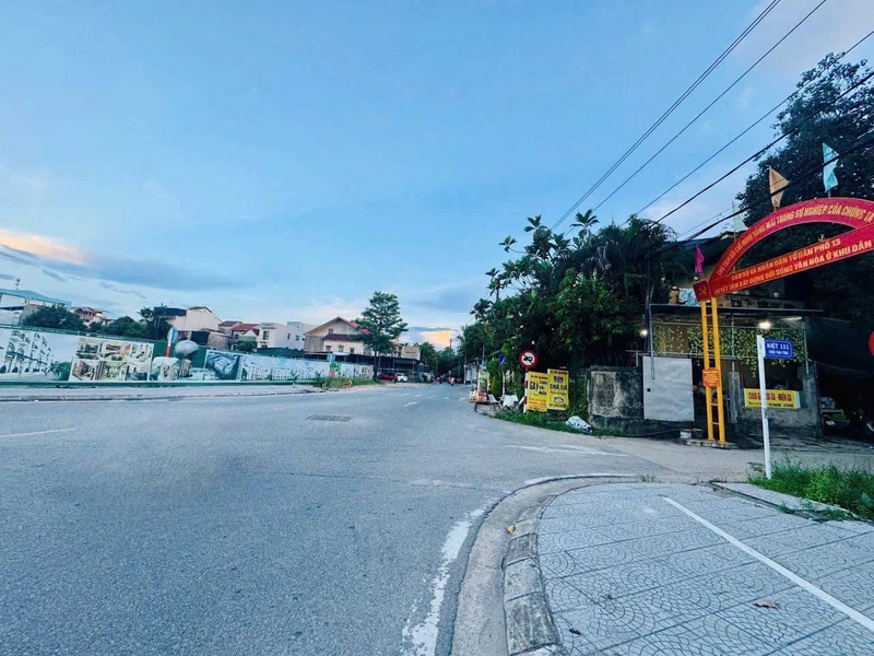 Bán đất 2 mặt tiền 100m2 kiệt 111 Trần Thái Tông, Thủy Xuân, TP Huế
