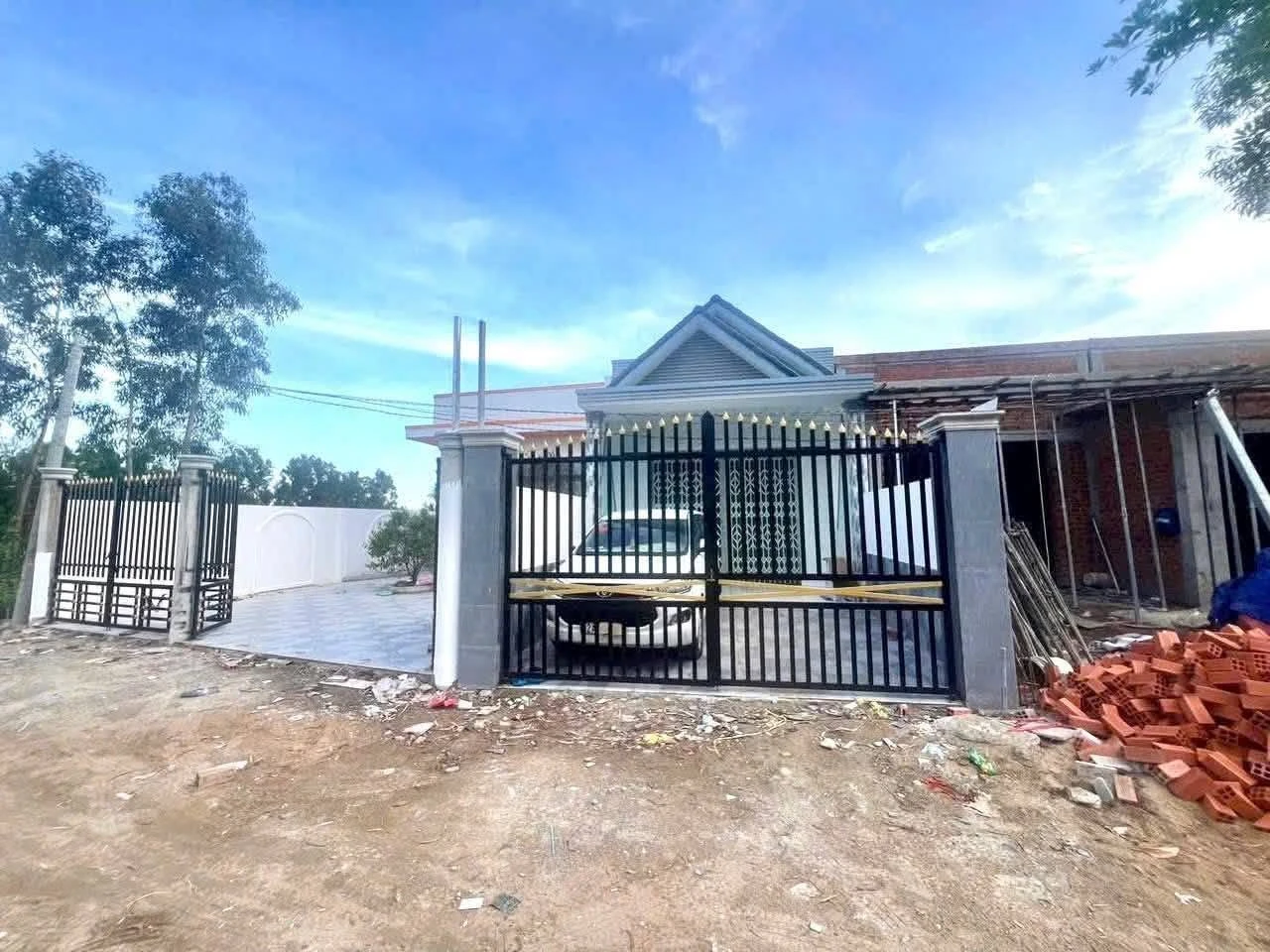 Bán nhà nóc Thái Xã Lương Hòa 113m² 1.5 tỷ - Ảnh 1