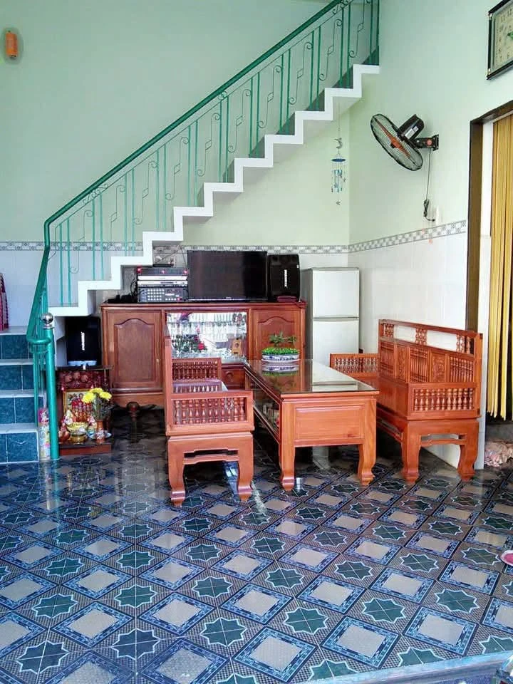 Bán nhà 3 tầng mặt tiền Quy Nhơn 23m2 - Ảnh 1