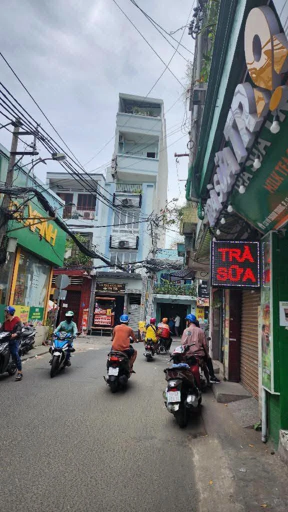 Bán nhà 2 mặt tiền trước sau 2 tầng 67m2 đường Võ Thành Trang, Tân Bình, giá 9,5 tỷ - Ảnh 1