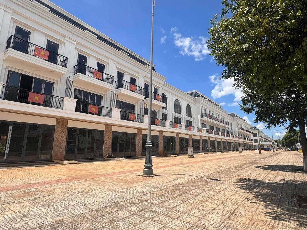 Bán shophouse Ân Phú mặt tiền Hà Huy Tập 266m2 6 tỷ - Ảnh thu nhỏ 2