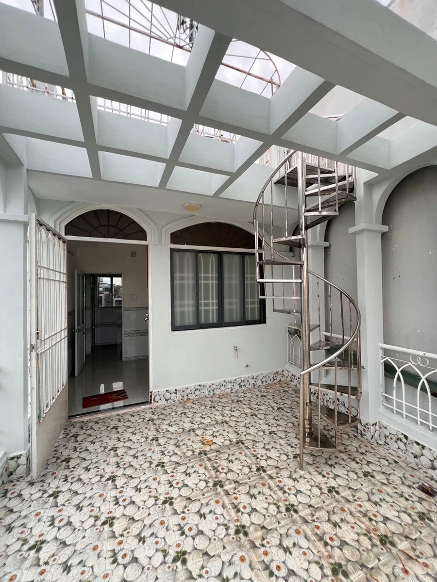 Bán nhà hẻm 6m Thái Phiên Quận 11, 4PN 5WC, DTSD 156m2, nhỉnh 8 tỷ - Ảnh thu nhỏ 5