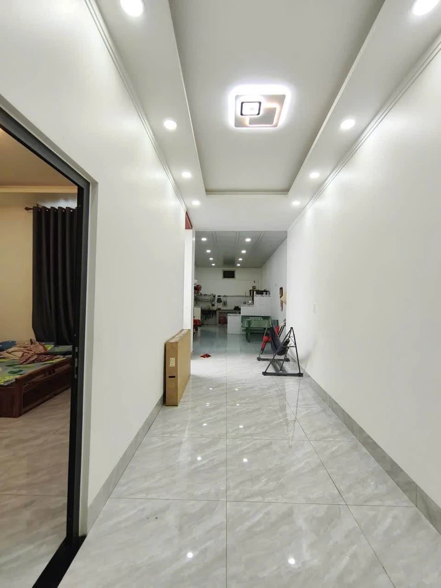 Bán nhà 1 trệt 1 lầu 5PN sổ riêng thổ cư giá 2,1 tỷ tại Xuân Tân - Ảnh thu nhỏ 4