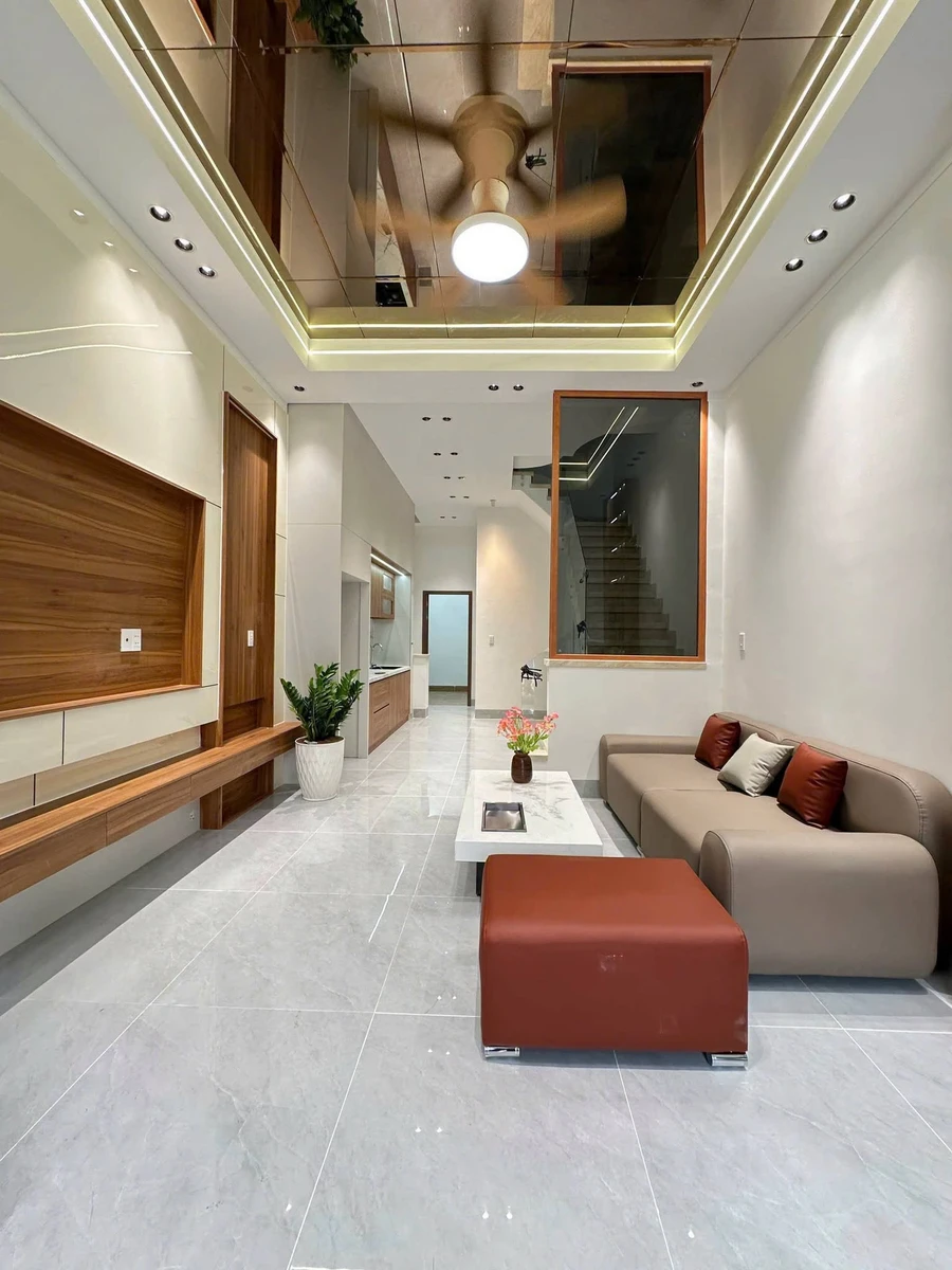Bán nhà 1 trệt 2 lầu 186m² gần chợ Tân Phong, Đồng Nai - Ảnh thu nhỏ 3
