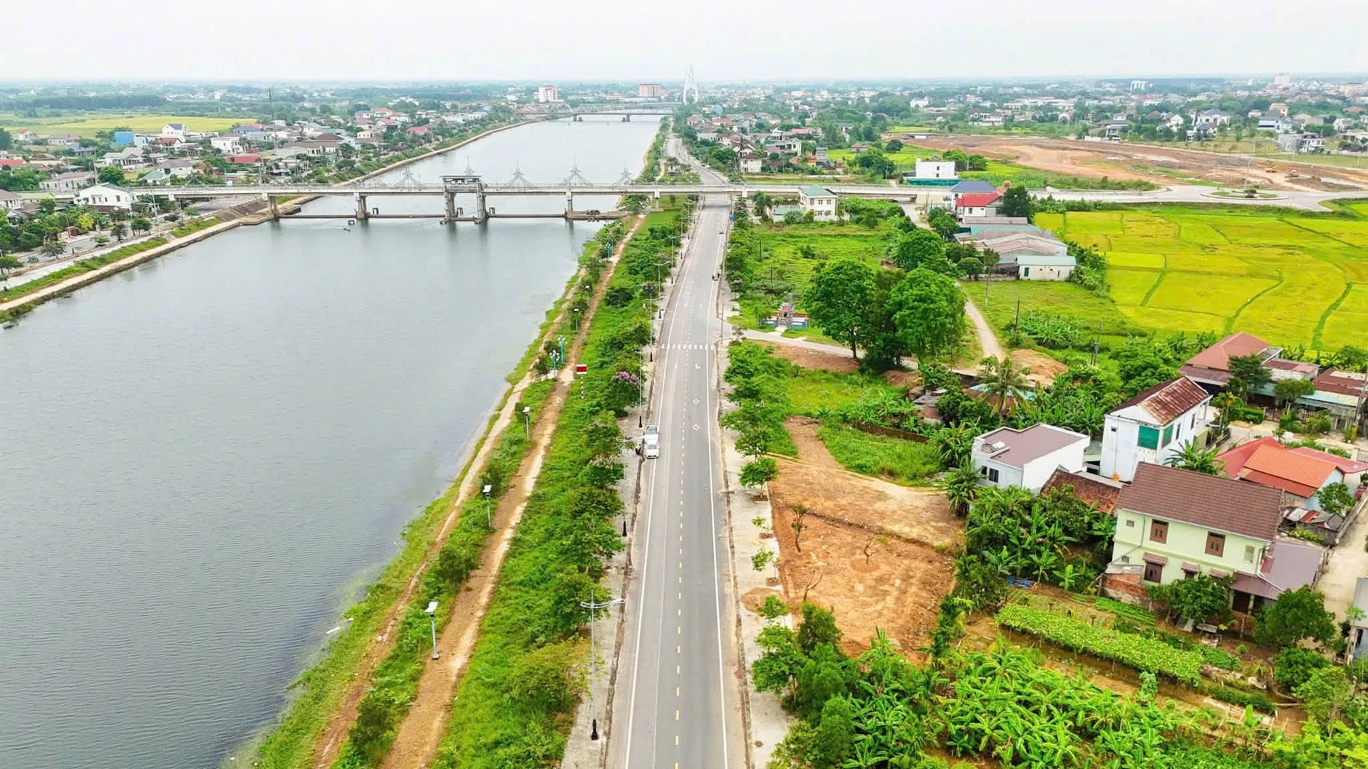 Bán 2 nền đất liền kề 100m² view sông, Đông Hà - Ảnh 1