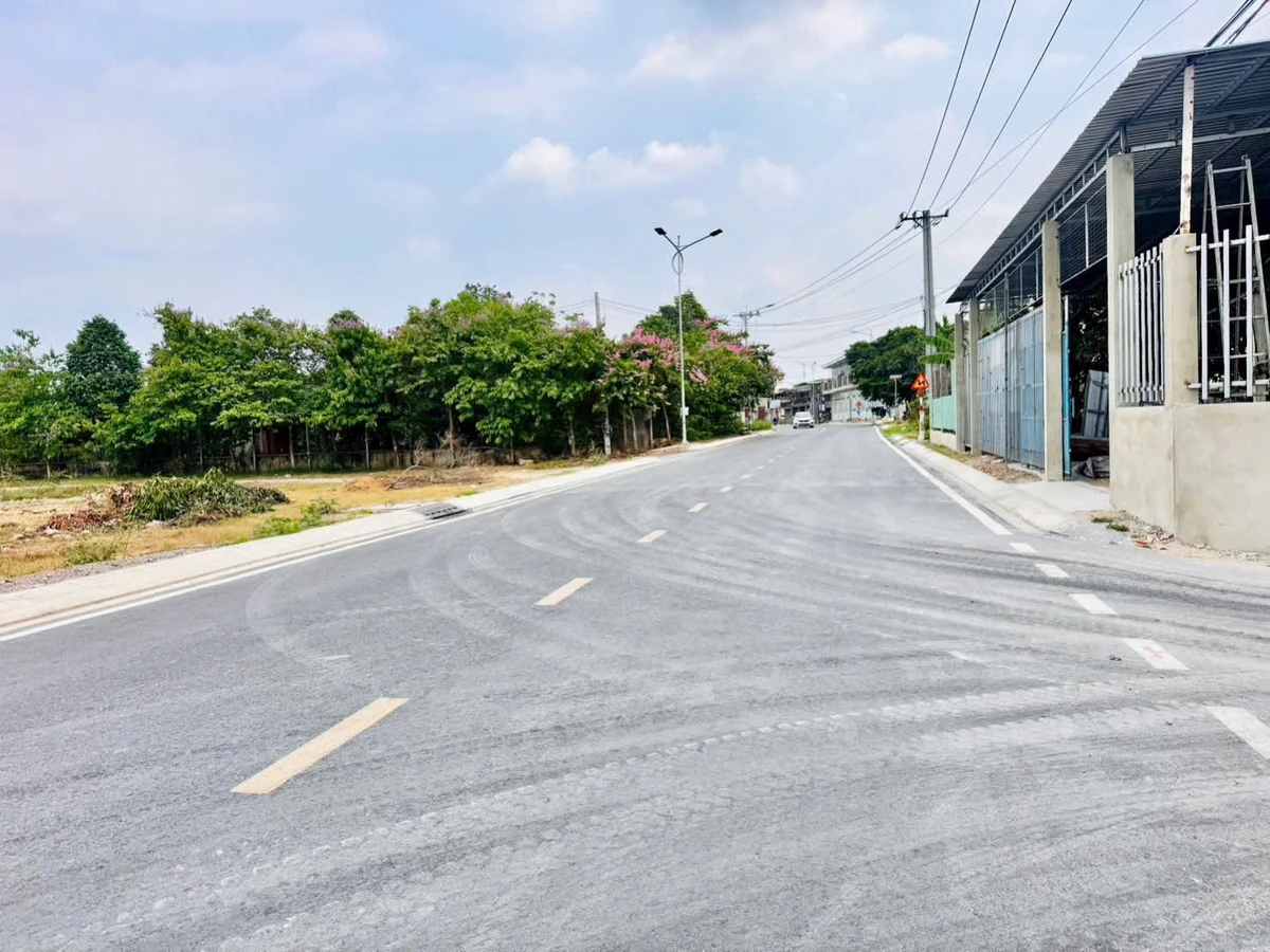 Bán đất mặt tiền 500m2 Đức Hoà Hạ, Long An, giá 7.7 tỷ - Ảnh thu nhỏ 2