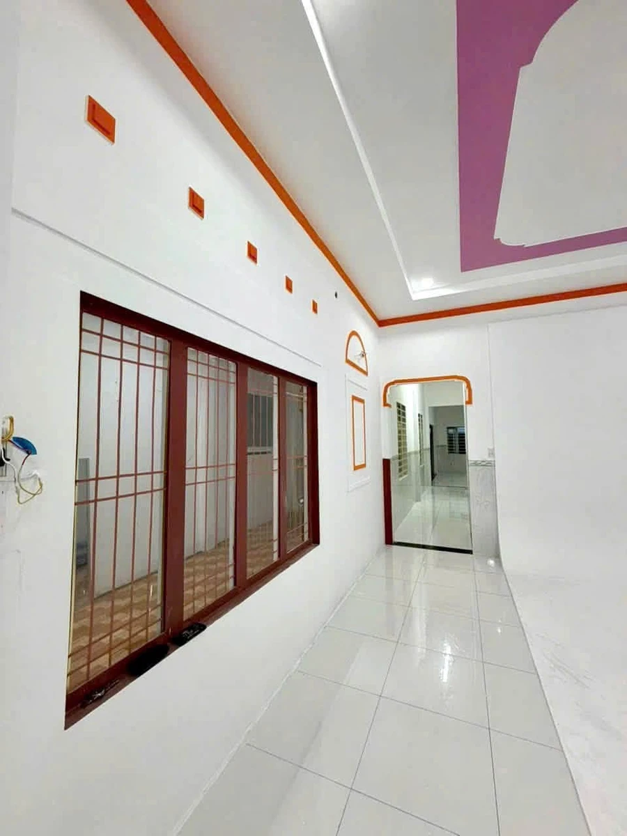 Bán nhà mới đường Đông Á, Tân Xuân, Hóc Môn, 7.5x19.5m, giá 2 tỷ - Ảnh thu nhỏ 4