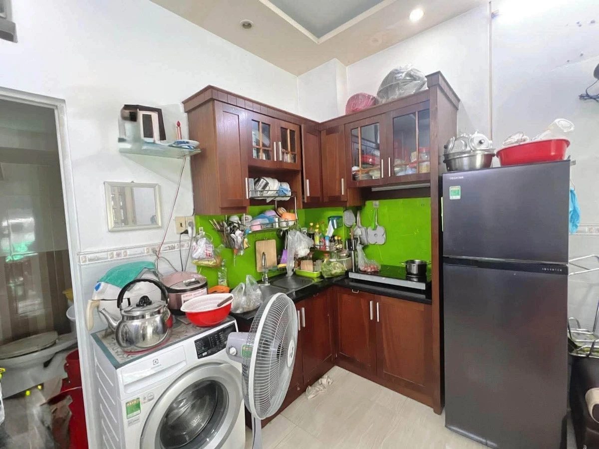 Bán nhà 3 tầng 66m² giáp Phạm Văn Đồng 5.5 tỉ - Ảnh thu nhỏ 3