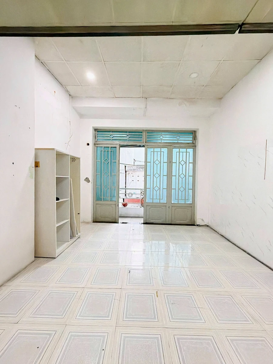 Bán nhà hẻm Tôn Đản, Quận 4, 28,4m², 1 trệt 1 lầu, giá 2,95 tỷ - Ảnh thu nhỏ 4
