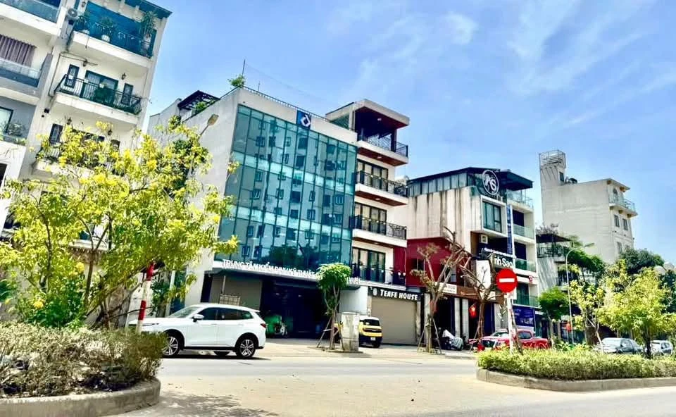 Bán nhà phố 5 tầng 100m2 mặt tiền Việt Hưng, Quận 12 - Ảnh 1