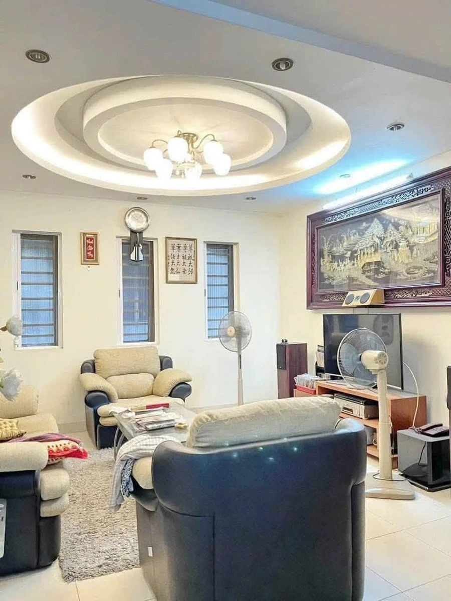 Bán nhà mặt tiền đường số, Tân Thuận Tây, Quận 7, 50m2, 10,8 tỷ - Ảnh thu nhỏ 2