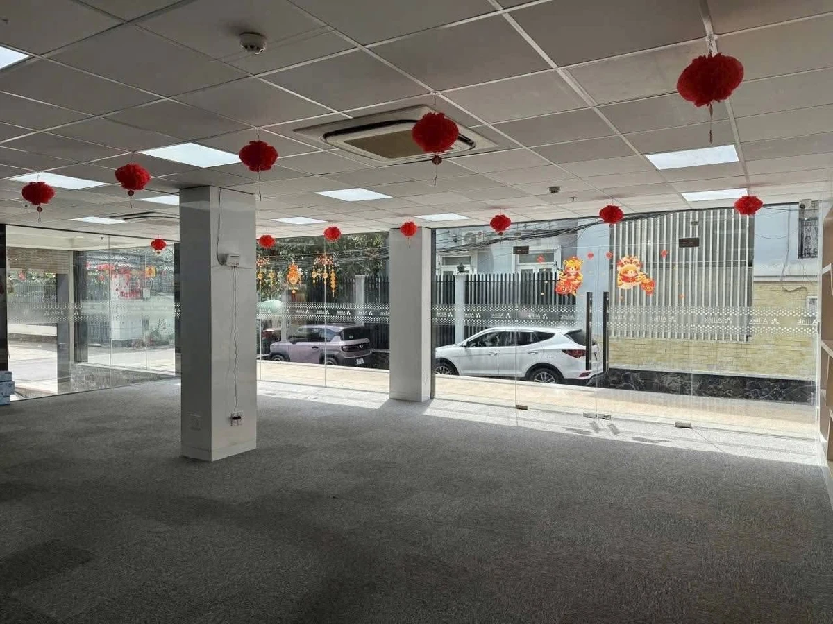 Bán shophouse 952.5m² Nguyễn Huy Tưởng, cho thuê 320 triệu/tháng - Ảnh thu nhỏ 4