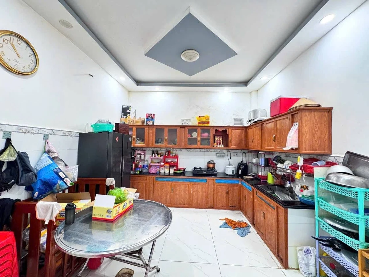 Bán nhà 5x40m, 3 phòng ngủ, sổ hồng riêng tại xã Hòa Khánh, Đức Hòa, Long An cũ - Ảnh thu nhỏ 2
