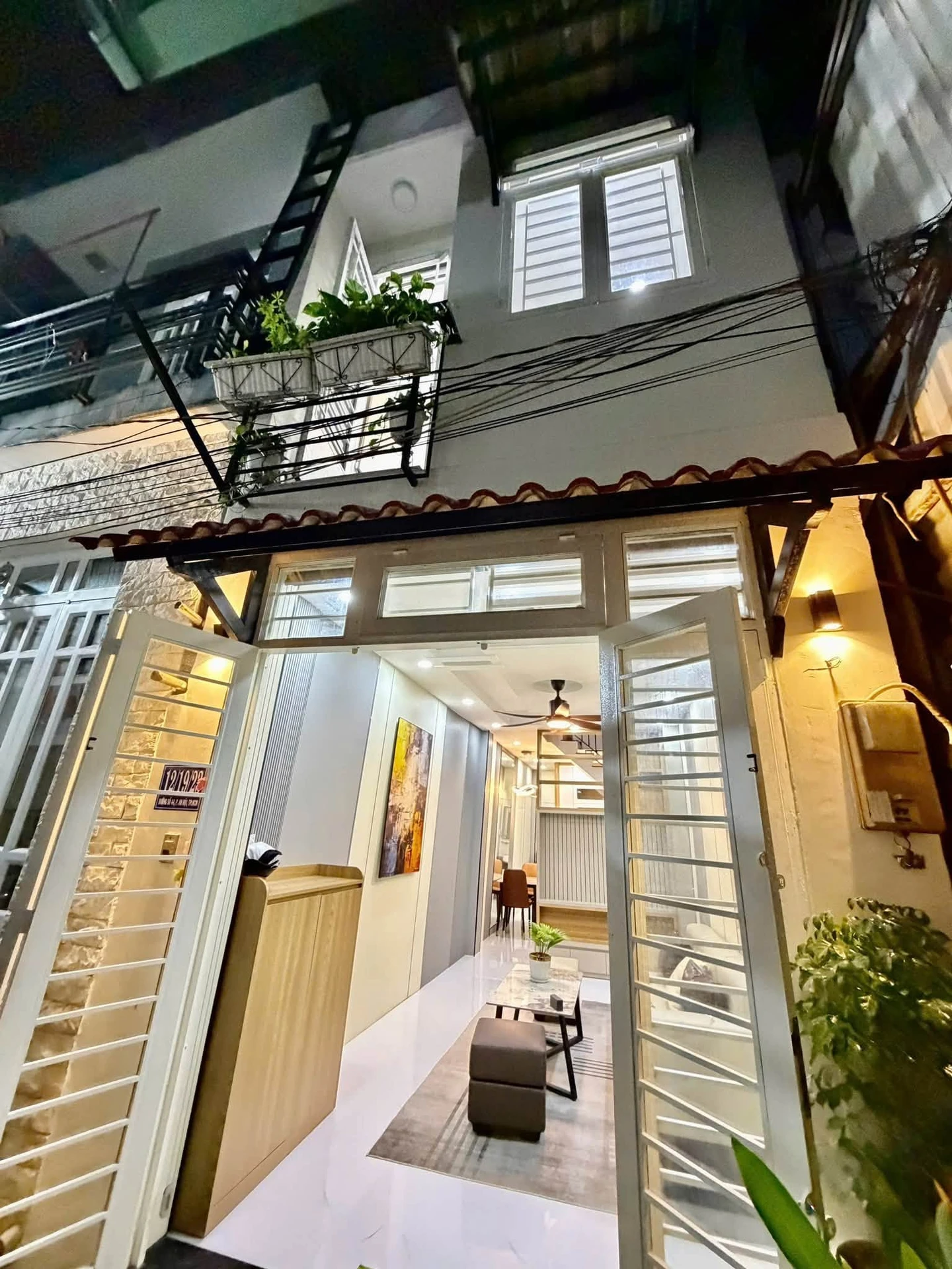 Bán nhà hẻm 1 trệt 1 lầu 30,6m2 sau Emart Phan Huy Ích, Gò Vấp, giá 3,95 tỷ - Ảnh 1
