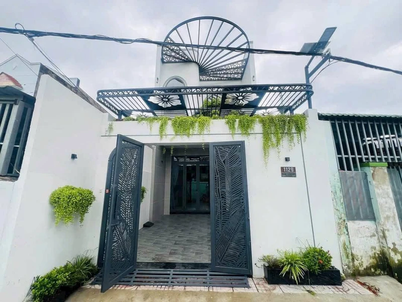 Bán lô đất 2 mặt tiền 201m2 ở Ba Vì, Hà Nội fful