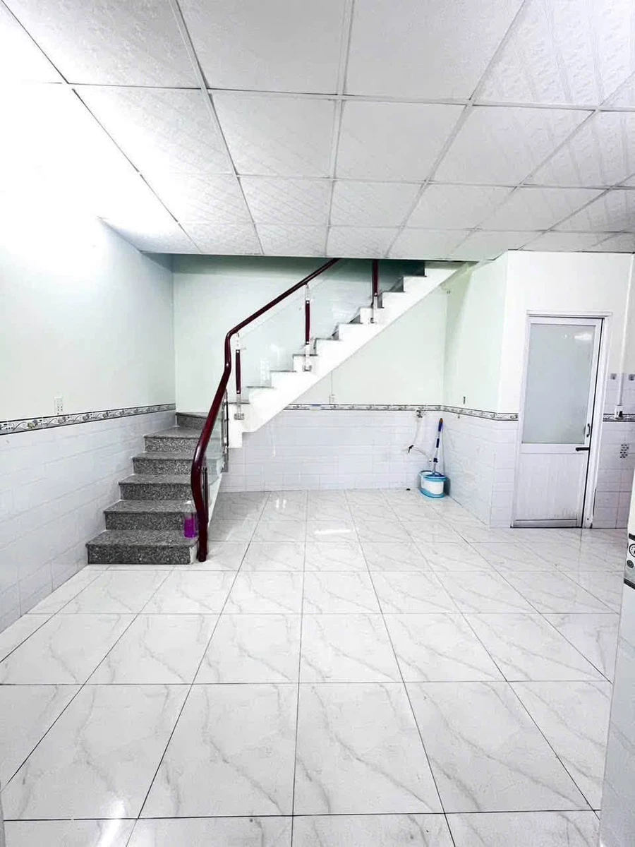 Bán nhà gác 6x19,5m, 2 phòng ngủ gần chợ Thánh Tâm, Tân Biên, Biên Hòa giá 1,7 tỷ - Ảnh thu nhỏ 4
