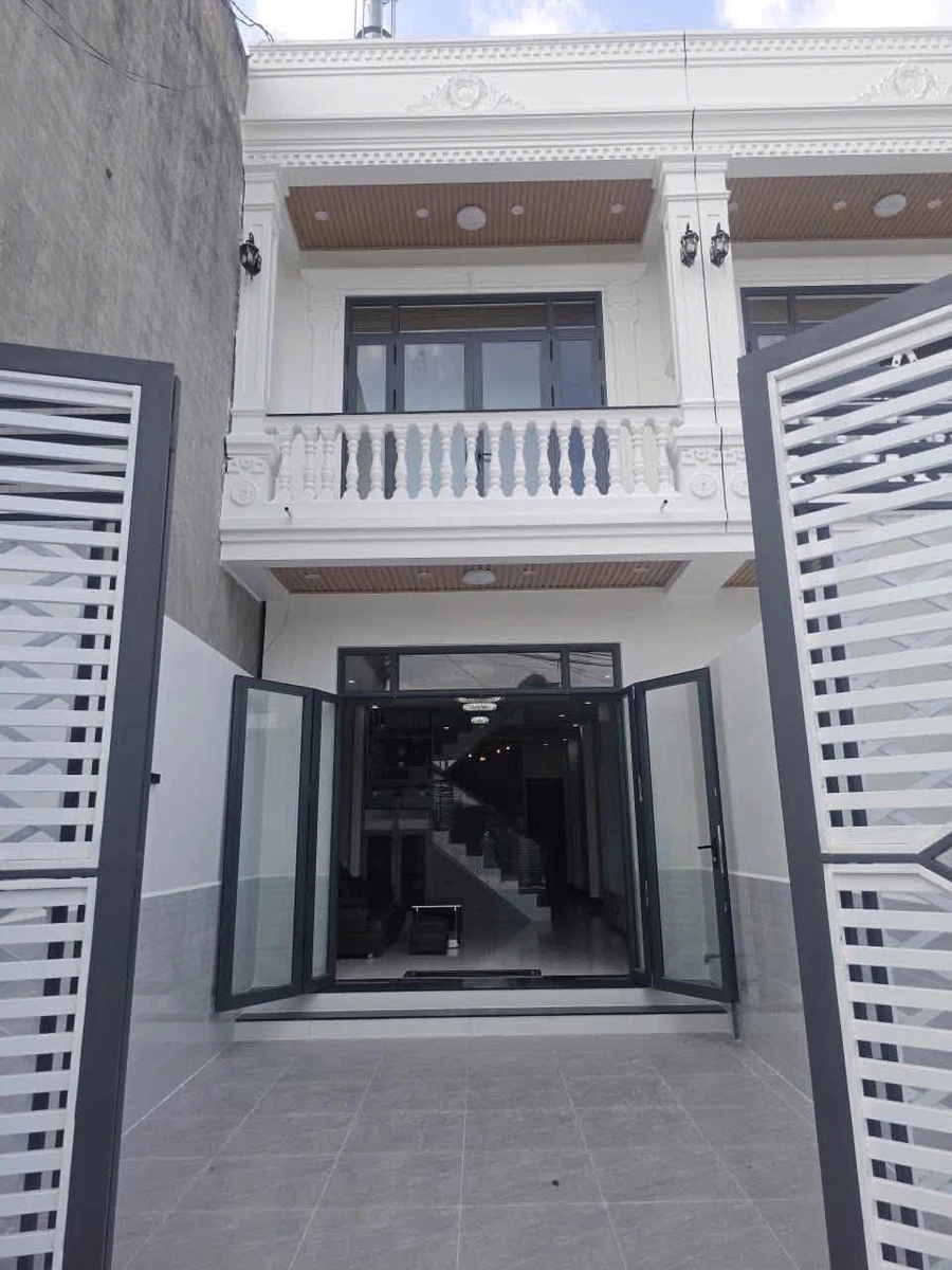 Bán nhà mặt tiền 88m2 Nguyễn Cư Trinh, Kiên Giang 2,4 tỷ - Ảnh 1