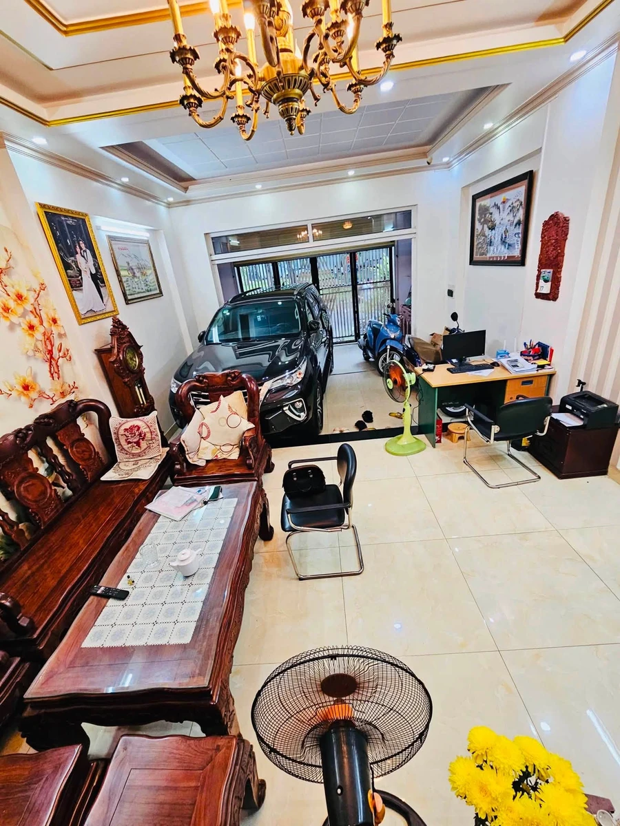Bán nhà mặt tiền kinh doanh 4 tầng 100m2 Bình Tân - Ảnh thu nhỏ 2