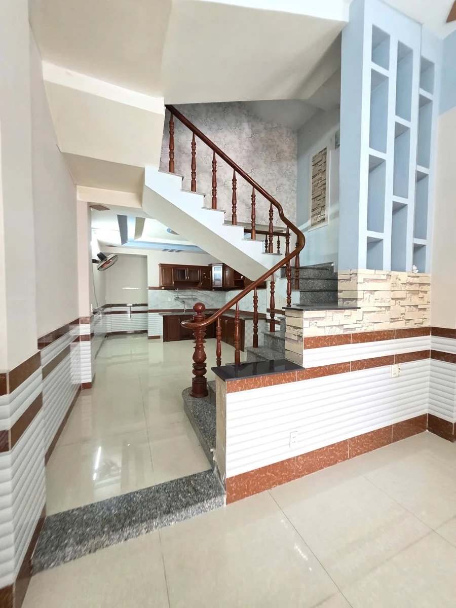 Bán nhà trệt lầu 60m2 gần chợ Đông Hòa Dĩ An 5.19 tỷ - Ảnh thu nhỏ 5