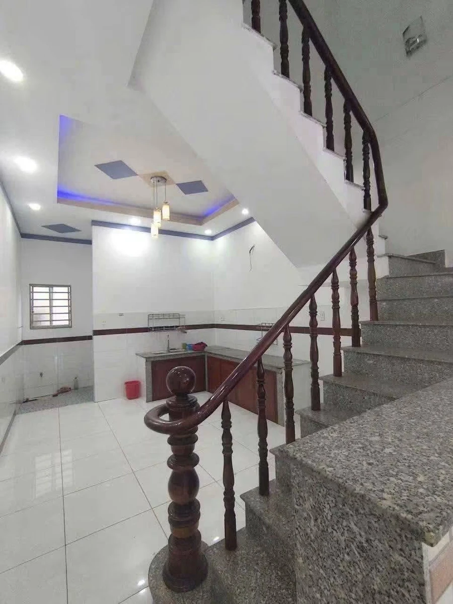 Bán nhà lầu 2 phòng ngủ 100m² Long Hưng, Đồng Nai - Ảnh thu nhỏ 4