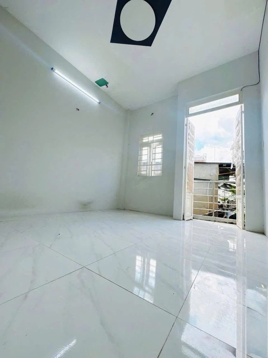 Bán nhà 2 tầng 3,5x9m Quận 8, sổ hồng riêng, giá nhỉnh 2 tỷ - Ảnh thu nhỏ 4